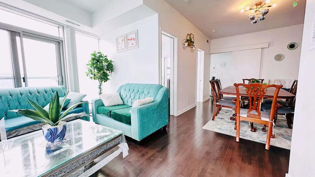 Superior 49Th Floor 3 Bedroom Suite With Cn Tower And City View Toronto