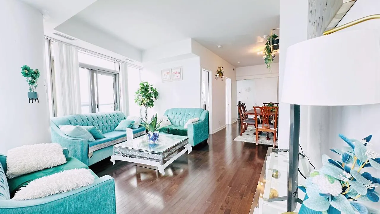 Superior 49Th Floor 3 Bedroom Suite With Cn Tower And City View Toronto