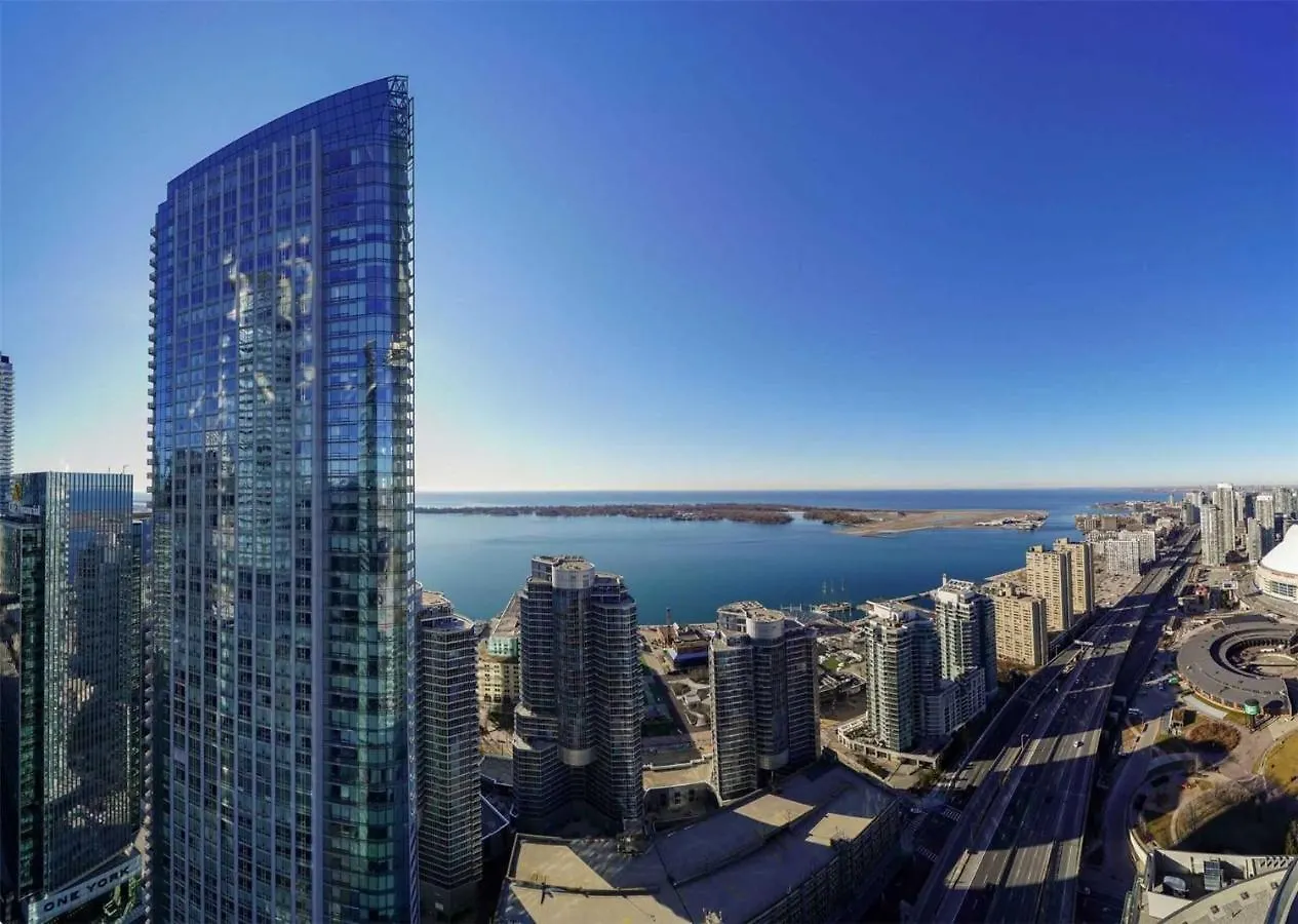Superior 49Th Floor 3 Bedroom Suite With Cn Tower And City View Toronto Hotel